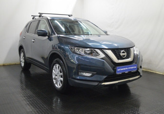 Подержанный автомобиль Nissan X-Trail 2019 года (3 фото)