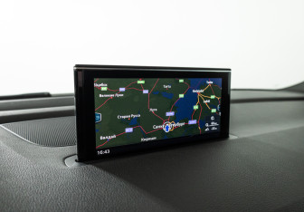 Подержанный автомобиль Audi Q7 2016 года (24 фото)