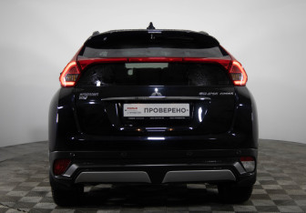 Подержанный автомобиль Mitsubishi Eclipse Cross 2019 года (6 фото)