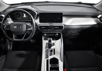 Подержанный автомобиль Geely Coolray 2020 года (14 фото)