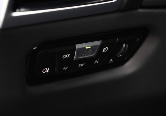 Подержанный автомобиль BMW M8 Coupe 2023 года (31 фото)