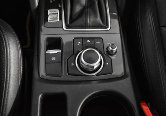 Подержанный автомобиль Mazda CX-5 2015 года (19 фото)