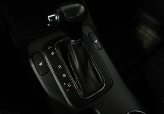 Подержанный автомобиль Kia Cerato Sedan 2013 года (15 фото)