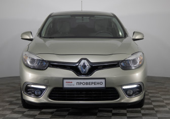 Подержанный автомобиль Renault Fluence 2014 года (2 фото)