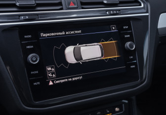 Подержанный автомобиль Volkswagen Tiguan 2019 года (15 фото)