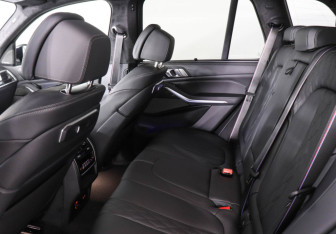 Новый BMW X5 2025 (22 фото)