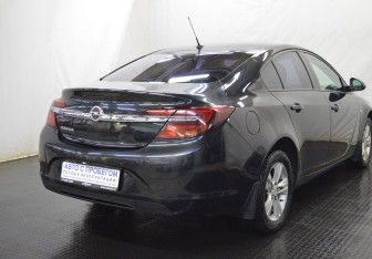 Подержанный автомобиль Opel Insignia Sedan 2014 года (5 фото)