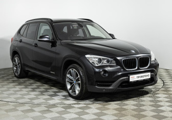 Подержанный автомобиль BMW X1 2013 года (3 фото)