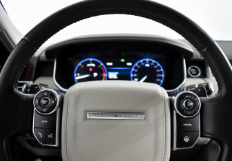 Подержанный автомобиль Land Rover Range Rover 2013 года (20 фото)