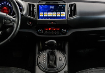 Подержанный автомобиль Kia Sportage 2011 года (14 фото)