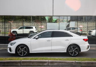 Подержанный автомобиль Audi A3 Sedan 2021 года (9 фото)