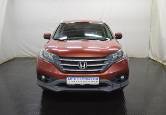 Подержанный автомобиль Honda CR-V 2012 года (2 фото)
