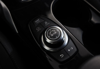 Подержанный автомобиль Infiniti QX30 2017 года (18 фото)