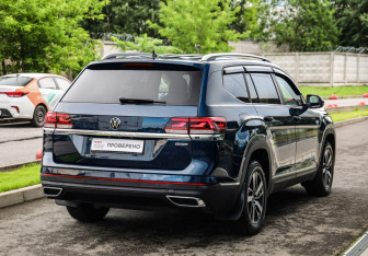 Подержанный автомобиль Volkswagen Teramont 2021 года (6 фото)