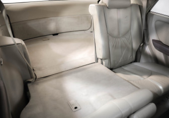 Подержанный автомобиль Lexus RX 2002 года (26 фото)