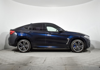 Подержанный автомобиль BMW X6 M 2017 года (4 фото)