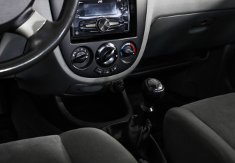 Подержанный автомобиль Daewoo Gentra Sedan 2013 года (11 фото)