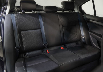 Подержанный автомобиль Skoda Octavia Liftback 2019 года (23 фото)