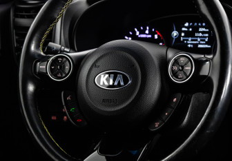 Подержанный автомобиль Kia Soul 2015 года (11 фото)