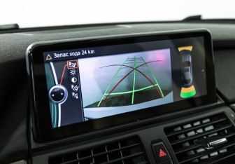 Подержанный автомобиль BMW X6 2013 года (18 фото)