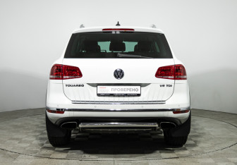 Подержанный автомобиль Volkswagen Touareg 2014 года (6 фото)