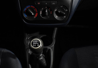 Подержанный автомобиль Fiat Punto Hatchback 2008 года (16 фото)