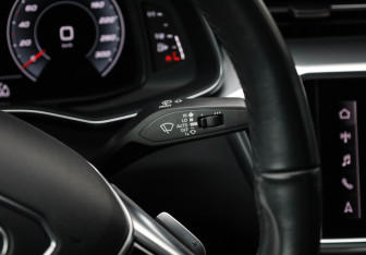 Подержанный автомобиль Audi A6 Sedan 2021 года (17 фото)