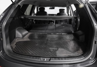 Подержанный автомобиль Hyundai Santa Fe 2013 года (24 фото)