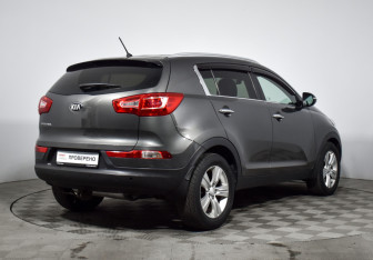 Подержанный автомобиль Kia Sportage 2012 года (5 фото)