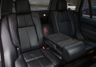 Подержанный автомобиль Land Rover Range Rover 2017 года (31 фото)