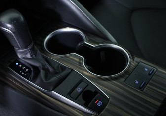 Подержанный автомобиль Toyota Camry Sedan 2019 года (13 фото)