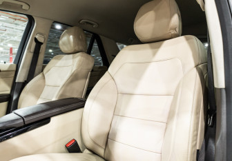 Подержанный автомобиль Mercedes-Benz GLE 2016 года (14 фото)