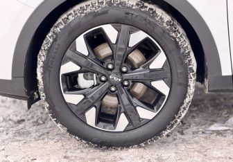 Подержанный автомобиль Kia Sportage 2025 года (10 фото)