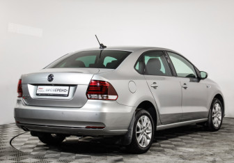 Подержанный автомобиль Volkswagen Polo Sedan 2019 года (5 фото)