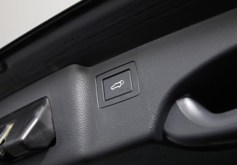 Подержанный автомобиль Hyundai Santa Fe 2015 года (38 фото)