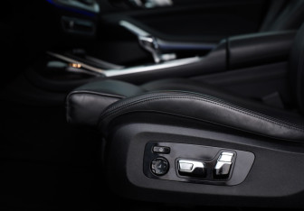 Подержанный автомобиль BMW X7 2019 года (28 фото)