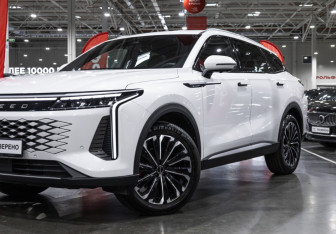 Подержанный автомобиль Exeed RX 2023 года (2 фото)