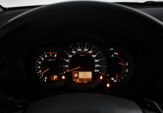 Подержанный автомобиль Toyota RAV4 2011 года (20 фото)