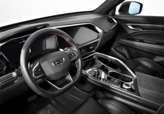 Подержанный автомобиль Geely Tugella 2022 года (9 фото)