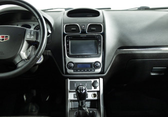 Подержанный автомобиль Geely Emgrand EC7 Sedan 2013 года (14 фото)