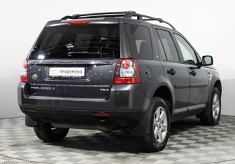 Подержанный автомобиль Land Rover Freelander 2010 года (5 фото)