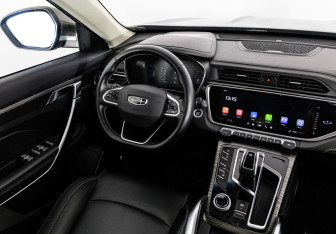 Подержанный автомобиль Geely Atlas Pro 2024 года (15 фото)