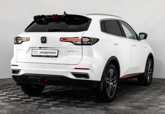 Подержанный автомобиль Changan UNI-S 2024 года (6 фото)