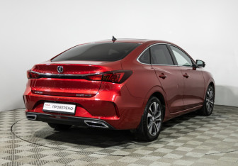 Подержанный автомобиль Changan Eado Plus 2023 года (5 фото)