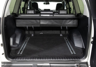 Подержанный автомобиль Toyota Land Cruiser Prado 2014 года (20 фото)