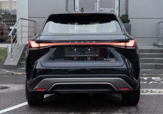 Новый Lexus RX 2025 (7 фото)