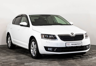 Подержанный автомобиль Skoda Octavia Liftback 2016 года (3 фото)