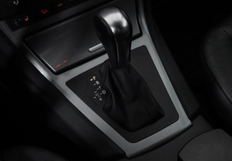 Подержанный автомобиль BMW X3 2009 года (14 фото)