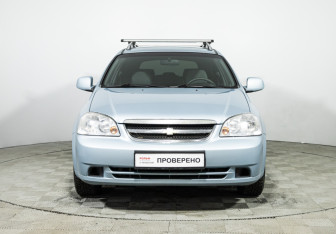 Подержанный автомобиль Chevrolet Lacetti Wagon 2012 года (2 фото)