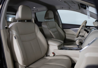 Подержанный автомобиль Nissan Murano Suv 2019 года (20 фото)